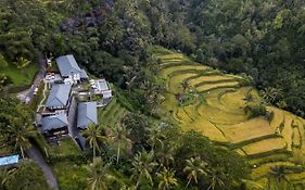 Suarapura Resort&Spa